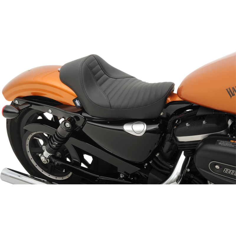 DRAG SOLO SEAT CLASSIC STITCH HARLEY DAVIDSON SPORTSTER 10-24 - The Speed Shop Canada