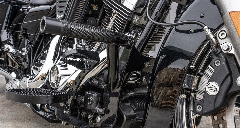 BURLY BRAND BRAWLER CRASHBAR KIT HARLEY DAVIDSON BAGGERS 09-23 - The Speed Shop Canada