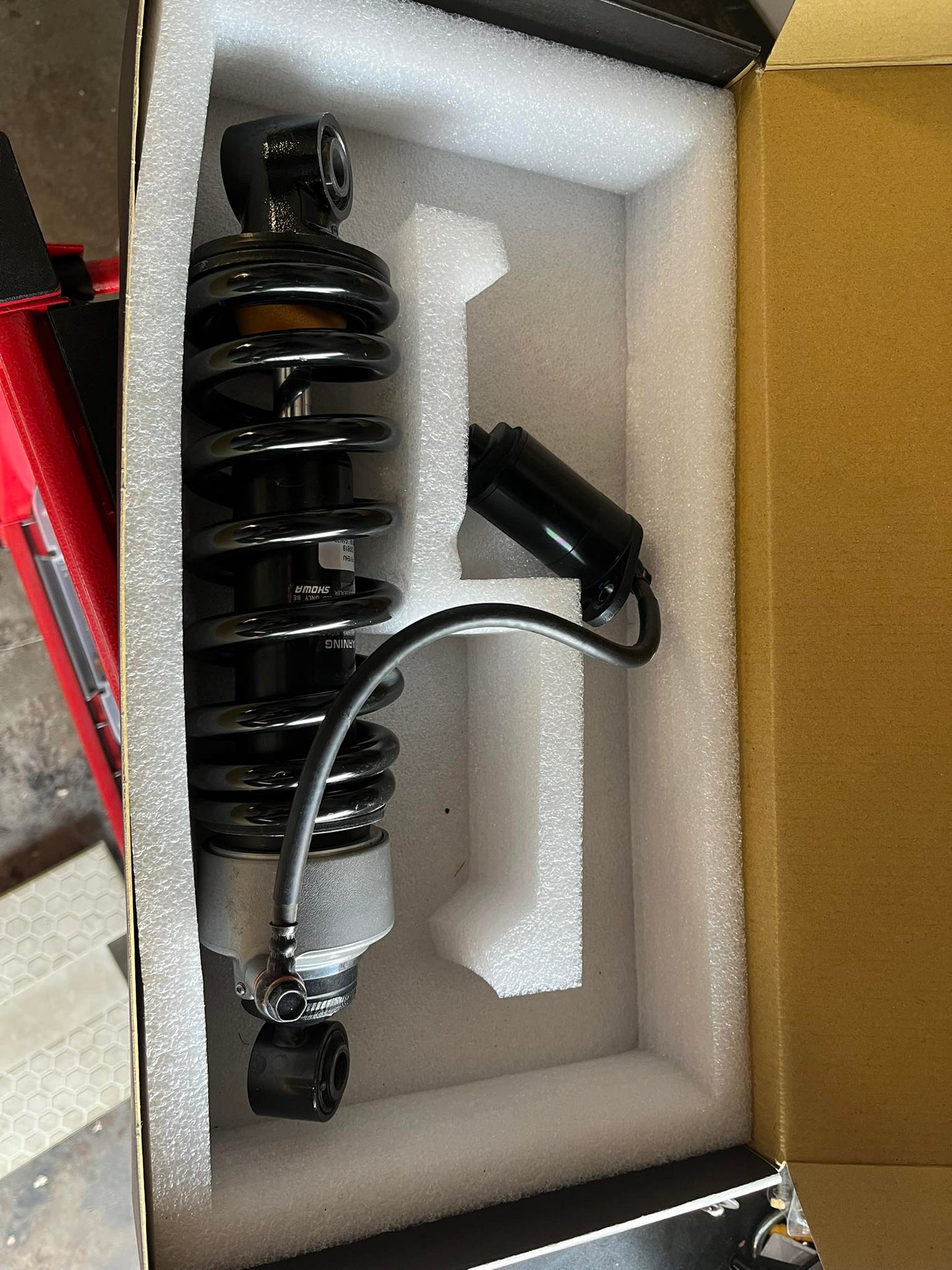 TAKE OFF STOCK SHOCK HARLEY DAVIDSON 2023 FXLRST 13.5" - The Speed Shop Canada
