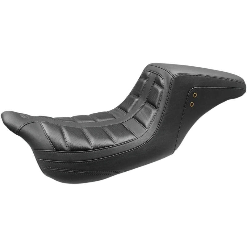 MUSTANG SQUAREBACK SEAT 08-23 HARLEY DAVIDSON BAGGERS - The Speed Shop Canada