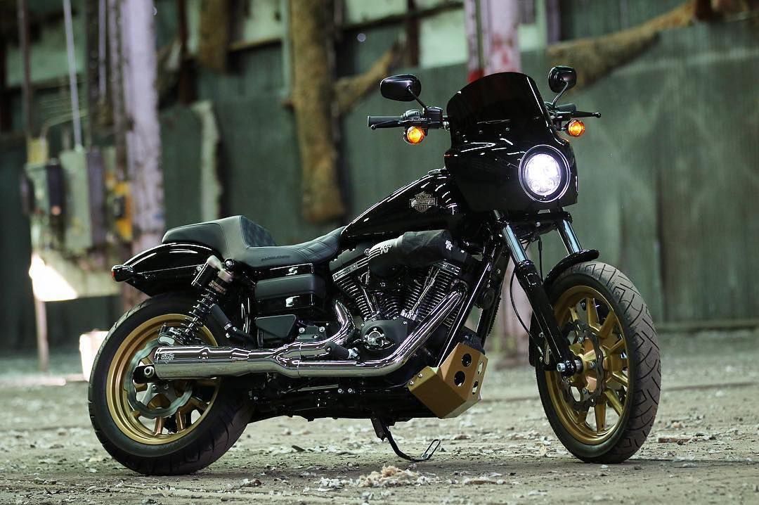 ROAD WARRIOR FAIRING KIT HARLEY DYNA MODELS - The Speed Shop Canada