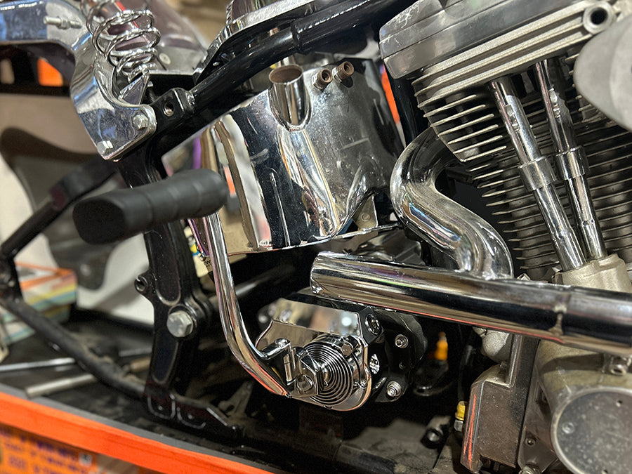 V-Twin 17-0876 chrome kick starter kit for 5-speed transmissions, product view