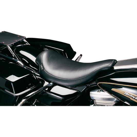LE PERA Silhouette Solo Smooth Black 97-07 FLHR Seat - SKU 1910-2161