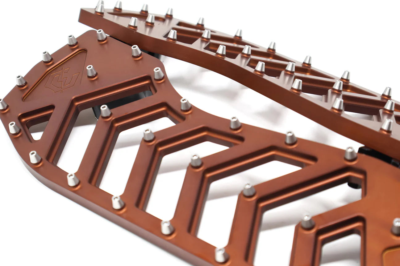 CT SPIKED ARROW FLOORBOARDS HARLEY DAVIDSON MODELS 86-24