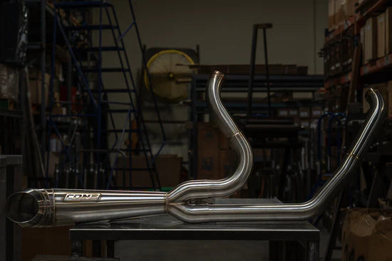 CONE PERFORMANCE 2:1 TURNOUT PERF EXHAUST HARLEY SOFTAIL 18-26 - The Speed Shop Canada