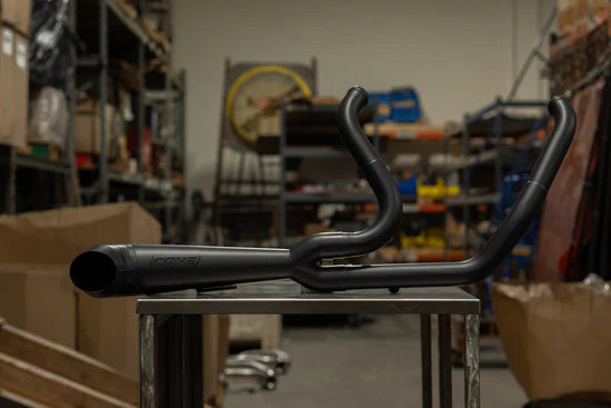 CONE PERFORMANCE 2:1 TURNOUT PERF EXHAUST HARLEY SOFTAIL 18-26 - The Speed Shop Canada
