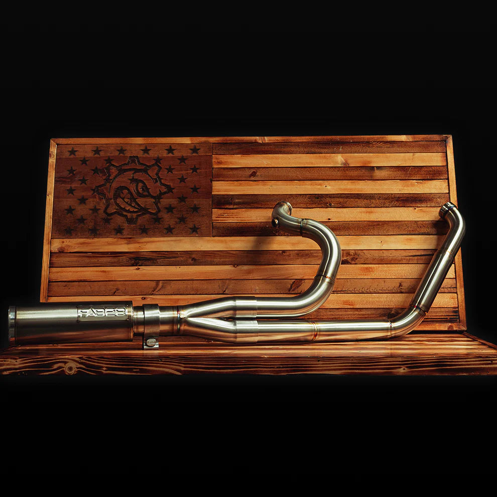 FAB28 INDUSTRIES STAINLESS 2:1 EXHAUST HARLEY DAVIDSON BAGGER 17-25