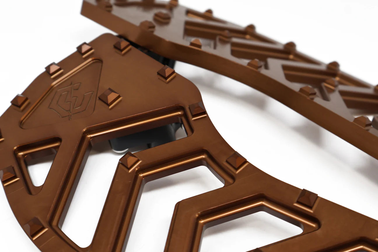 CT SPIKED ARROW FLOORBOARDS (NO SPIKES) HARLEY DAVIDSON MODELS