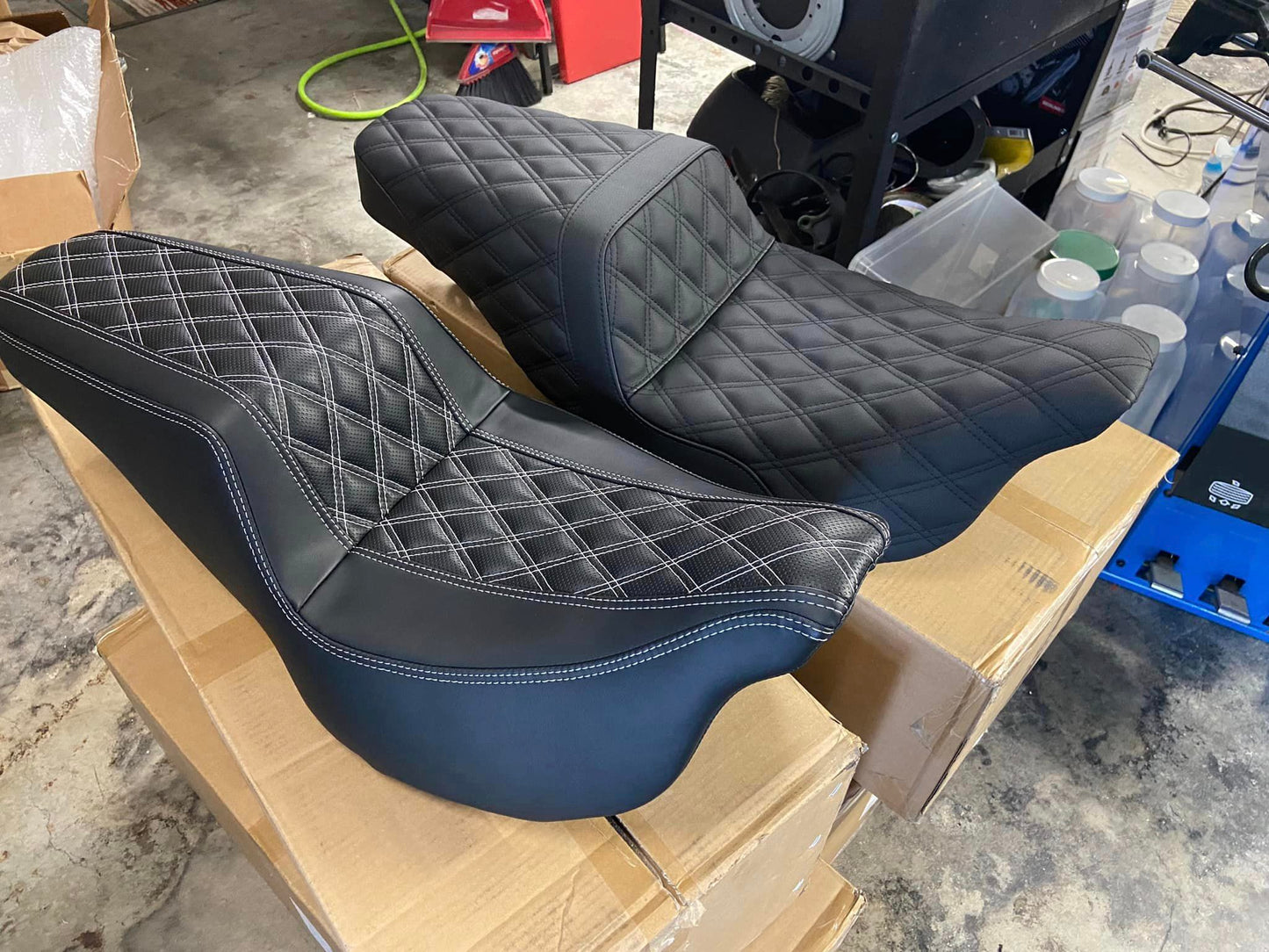 CUSTOM HARLEY BAGGER SEATS 2008-2024